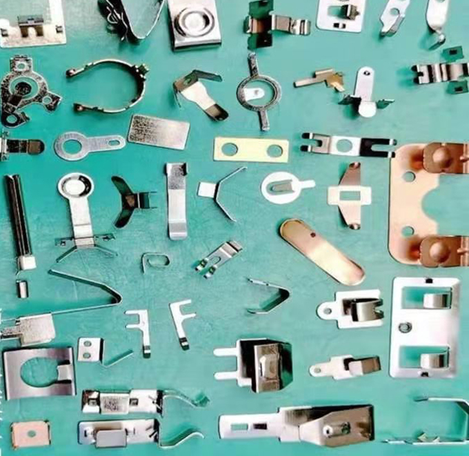 定制類五金沖壓件圖片-2